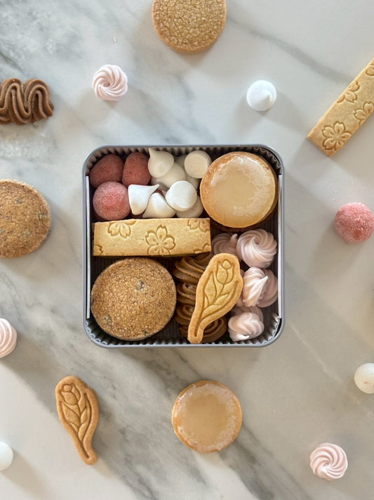 クッキー缶”Saveurs de Saison” 春